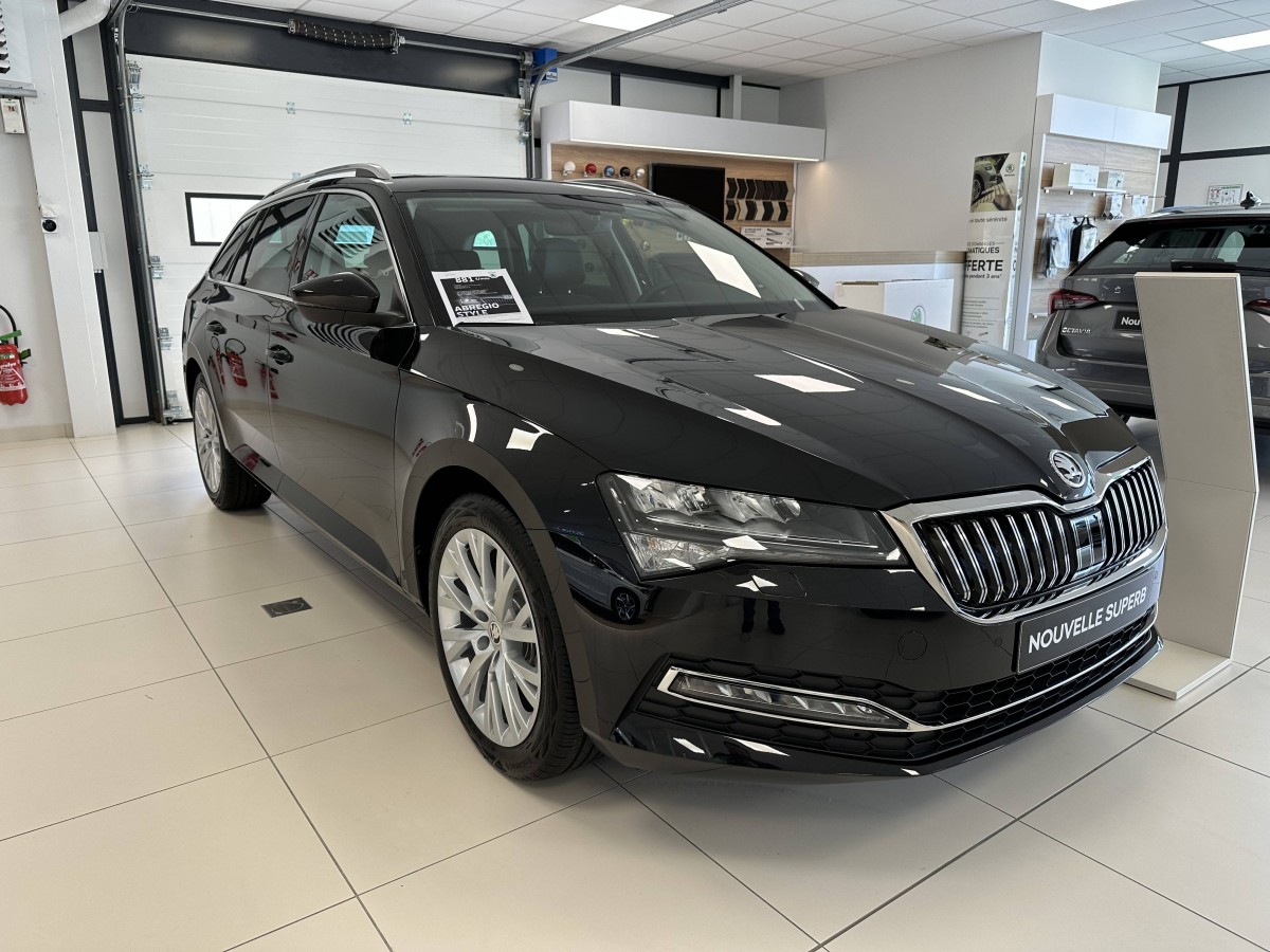 SKODA SUPERB COMBI à Montargis
